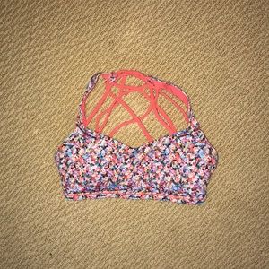 Women’s Sports Bra